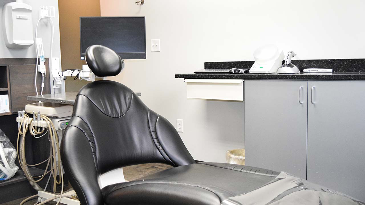 Exam Chair In Grand Rapids Mi Dentist Office